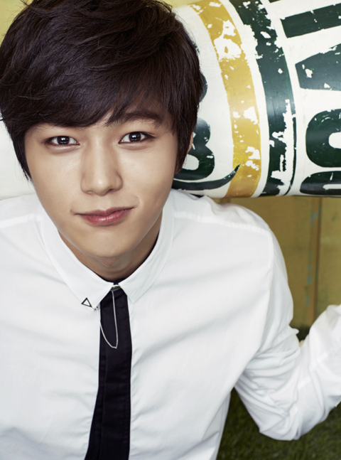 Infinite L キム ミョンス K Pop Photo Album