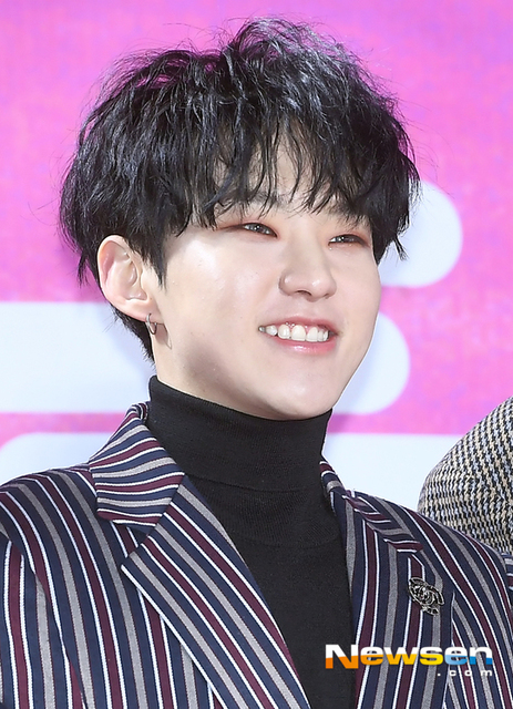 Seventeen Hoshi クォン スニョン K Pop Photo Album