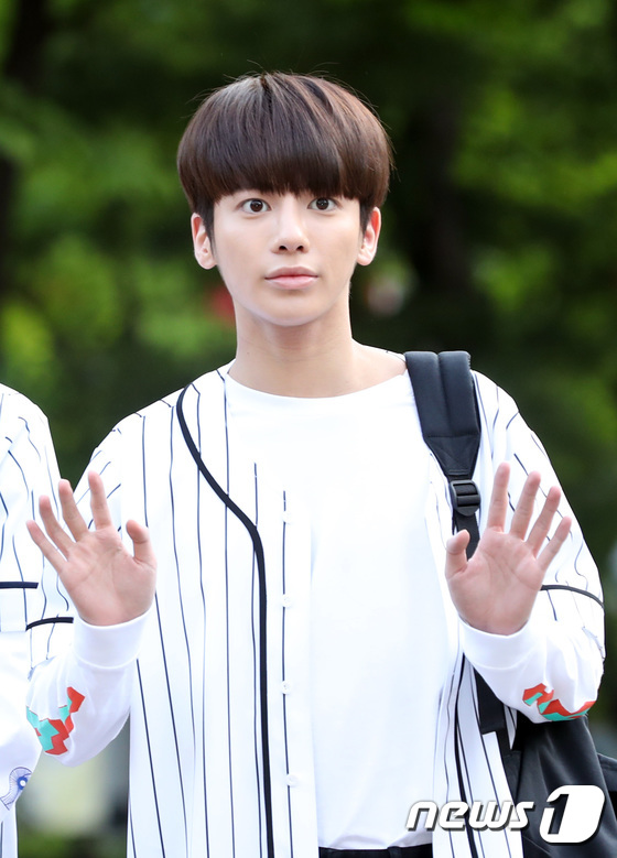 TXT(TAEHYUN-カン・テヒョン): ♪K-POP PHOTO ALBUM♪